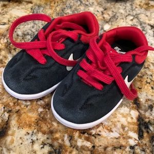 Vintage Nike toddler shoes